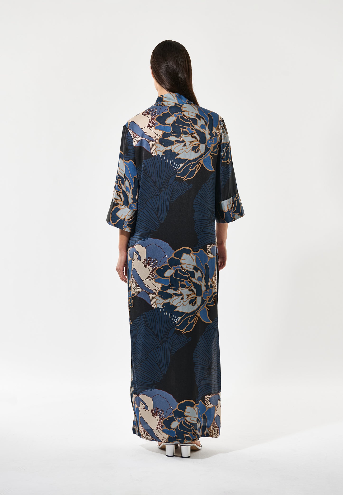HELGADEA - DEA KUDIBAL - ALEPIDIA BLUE