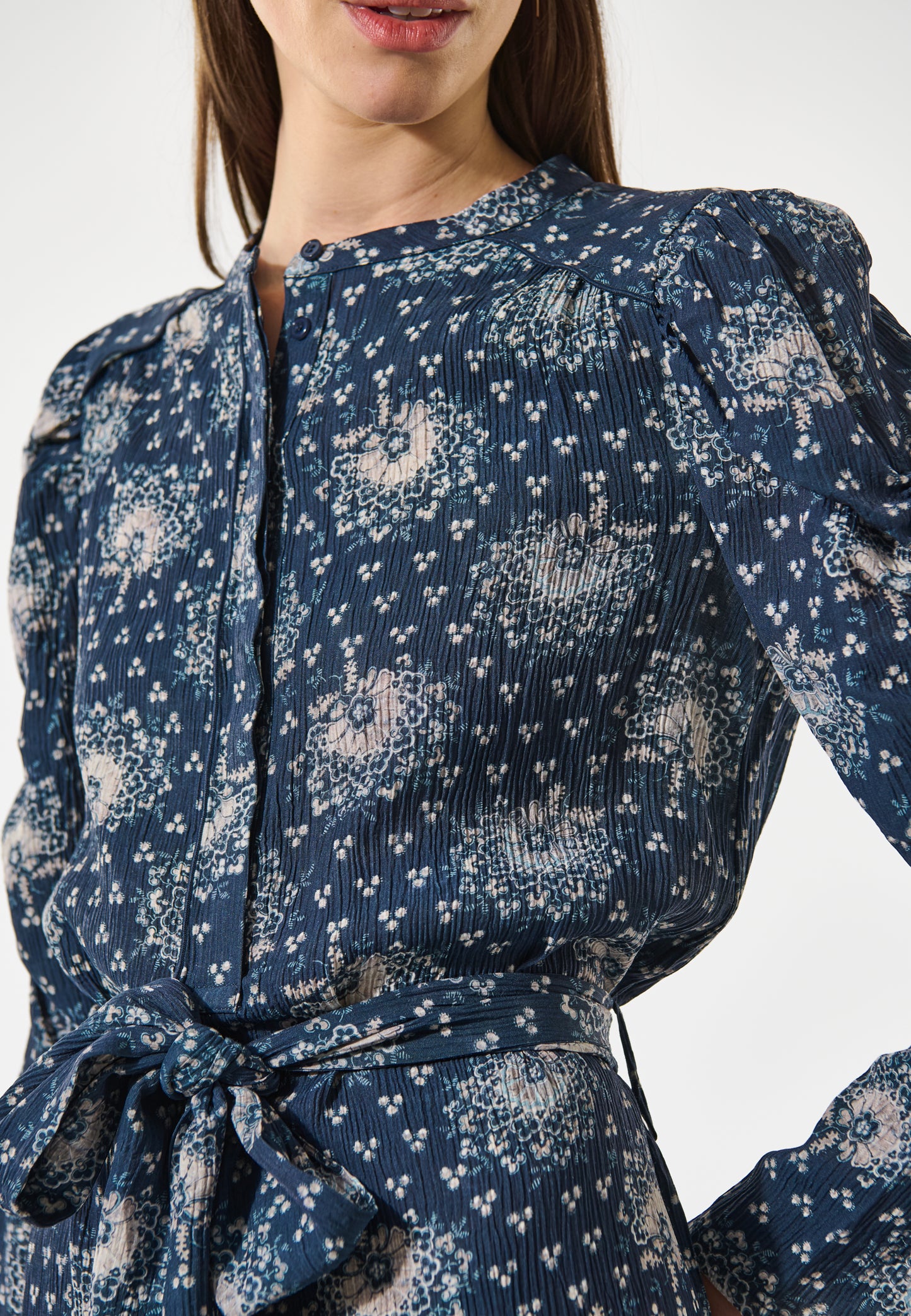 YANNADEA - DEA KUDIBAL - IKEBANA BLUE