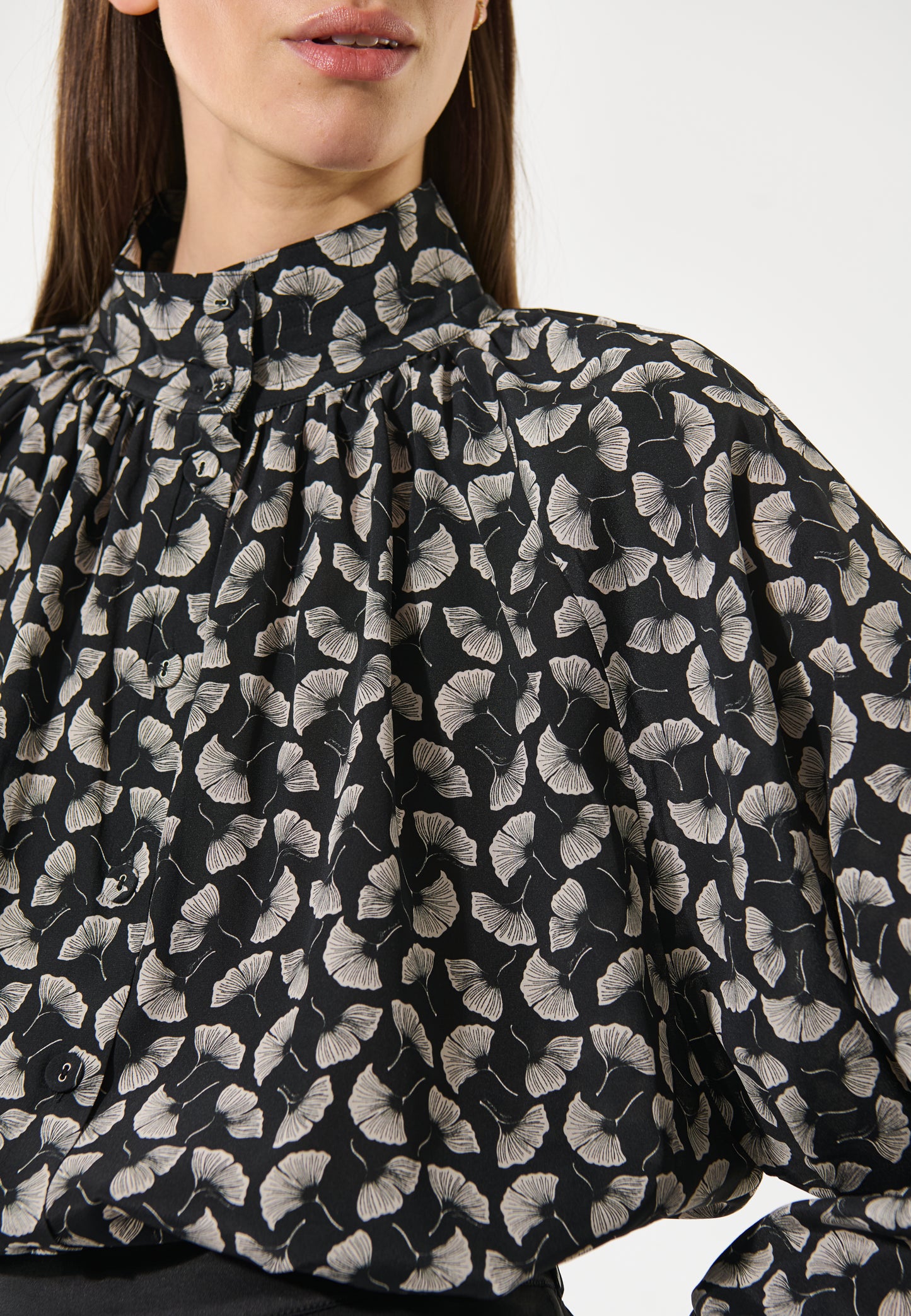 NITADEA  - DEA KUDIBAL - OHARA CREAM