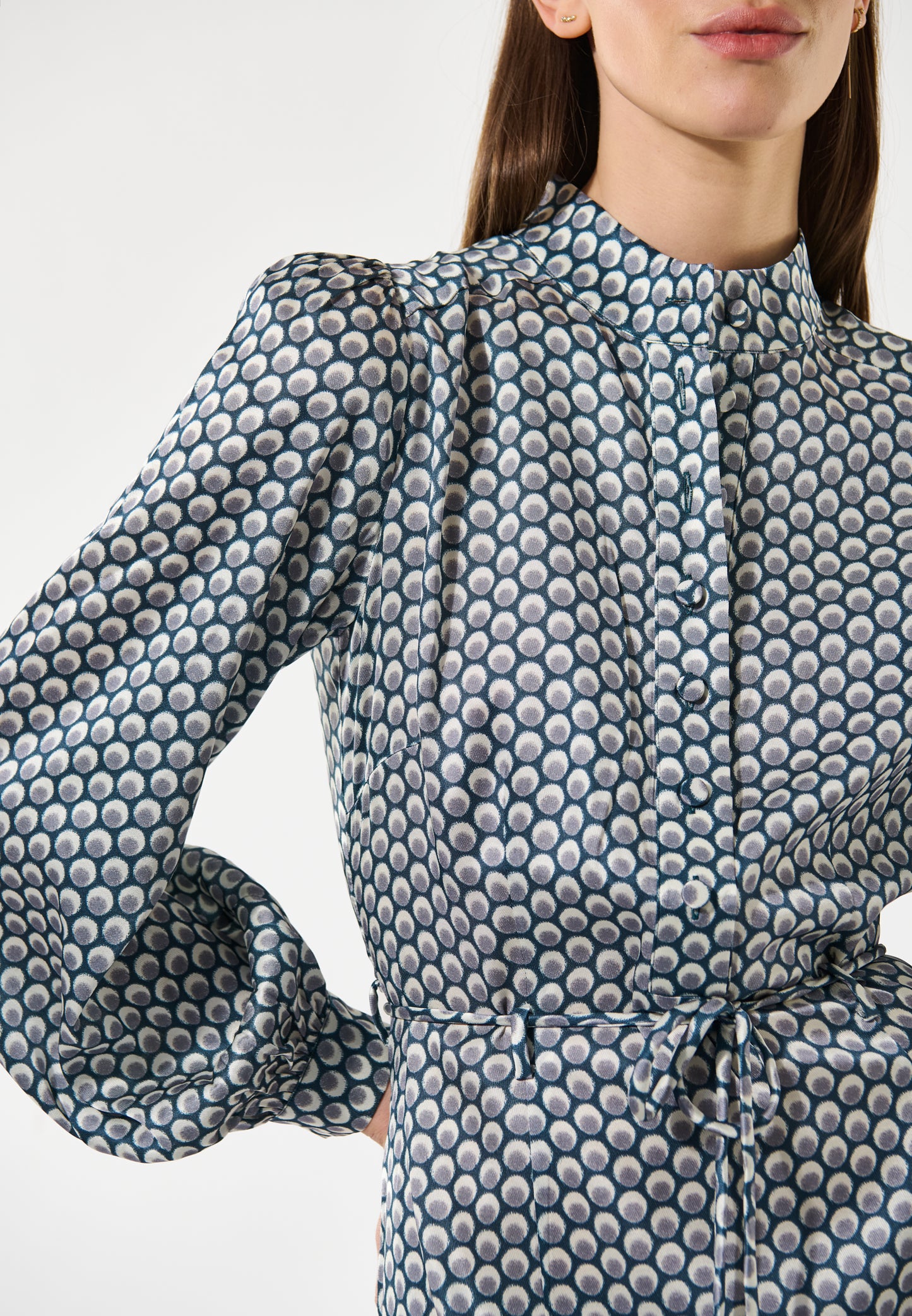 TEODORA - DEA KUDIBAL - PUNTO