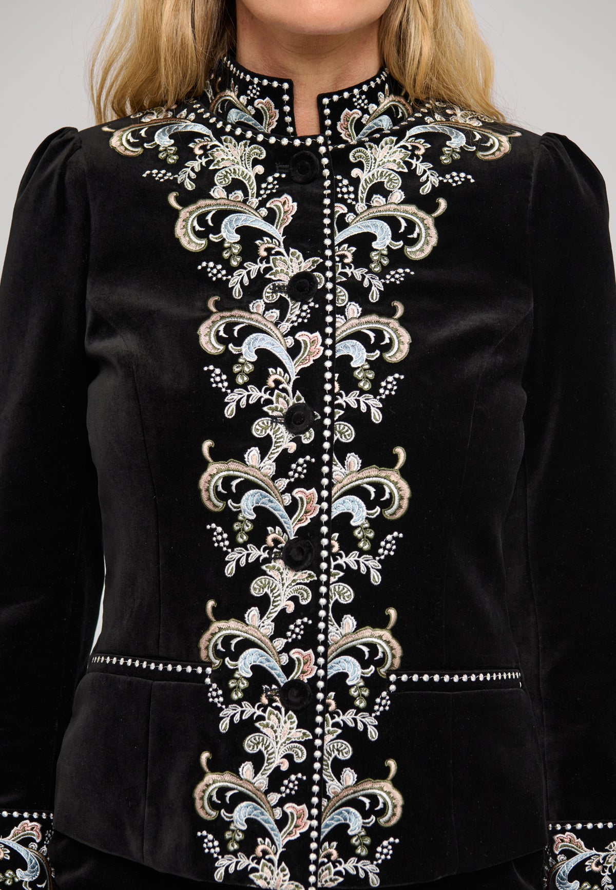 LEXIDEA - DEA KUDIBAL - BLACK VELVET