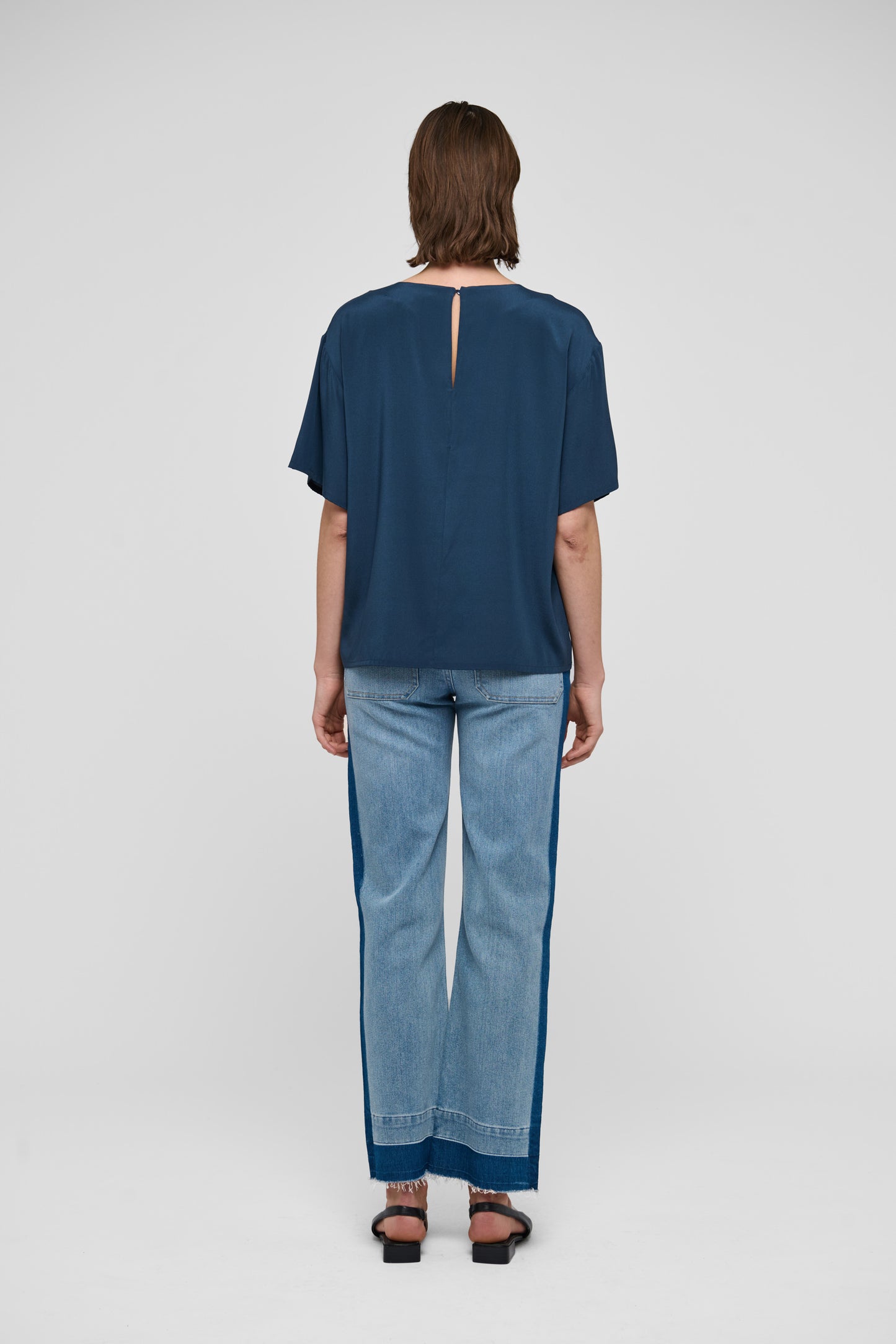 SOLANADEA - DEA KUDIBAL - SPACE