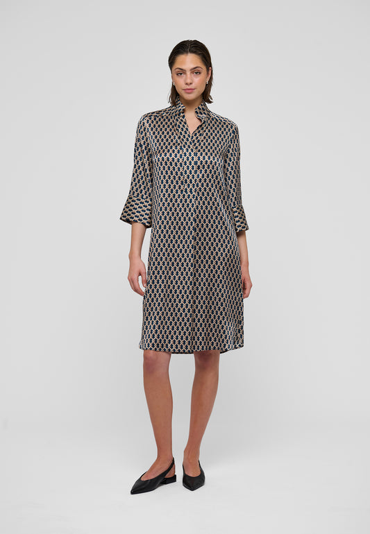 KAMILLESDEA - DEA KUDIBAL -  TANGLE BISCOTTI