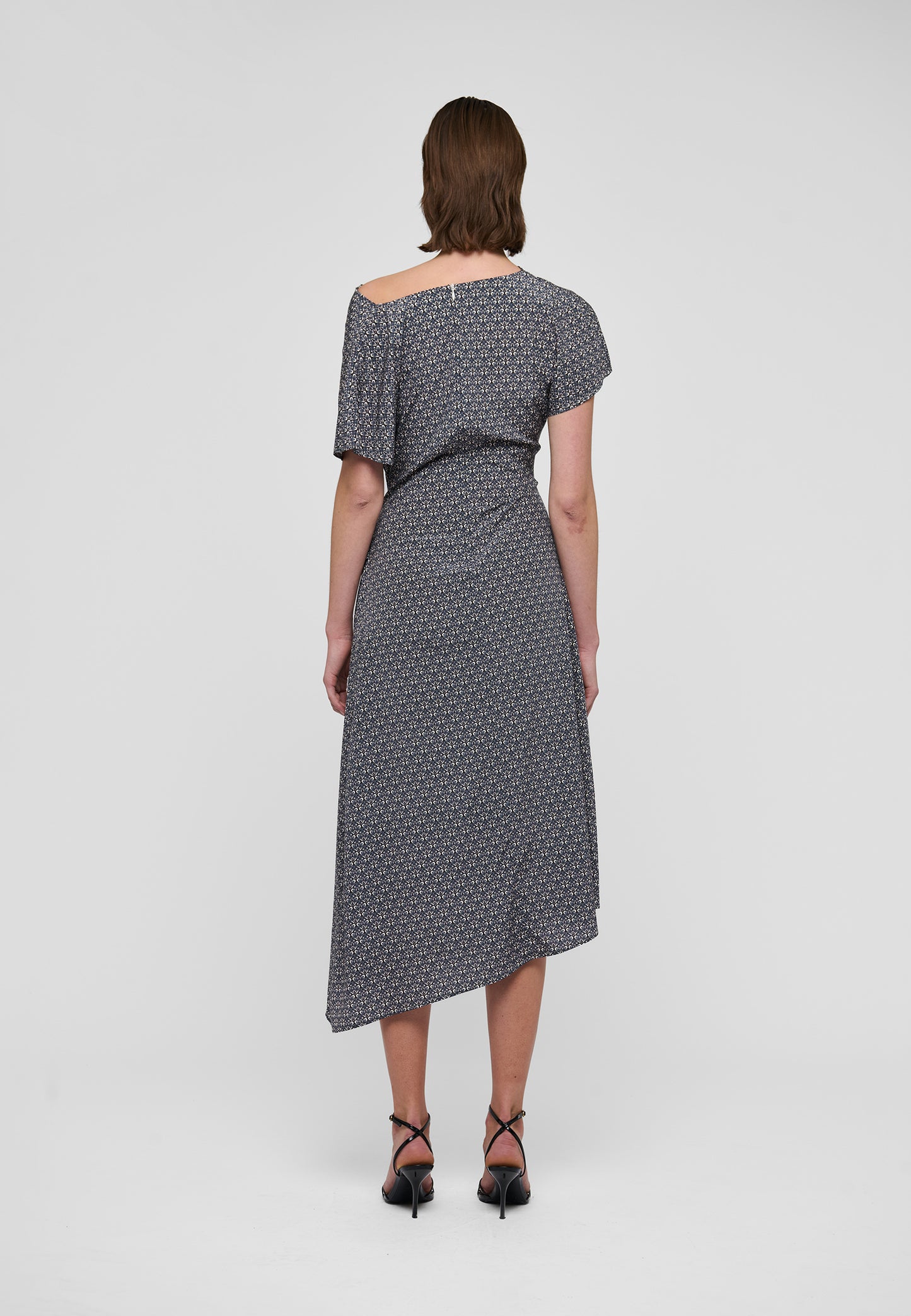 JACINTADEA - DEA KUDIBAL - WILLOW