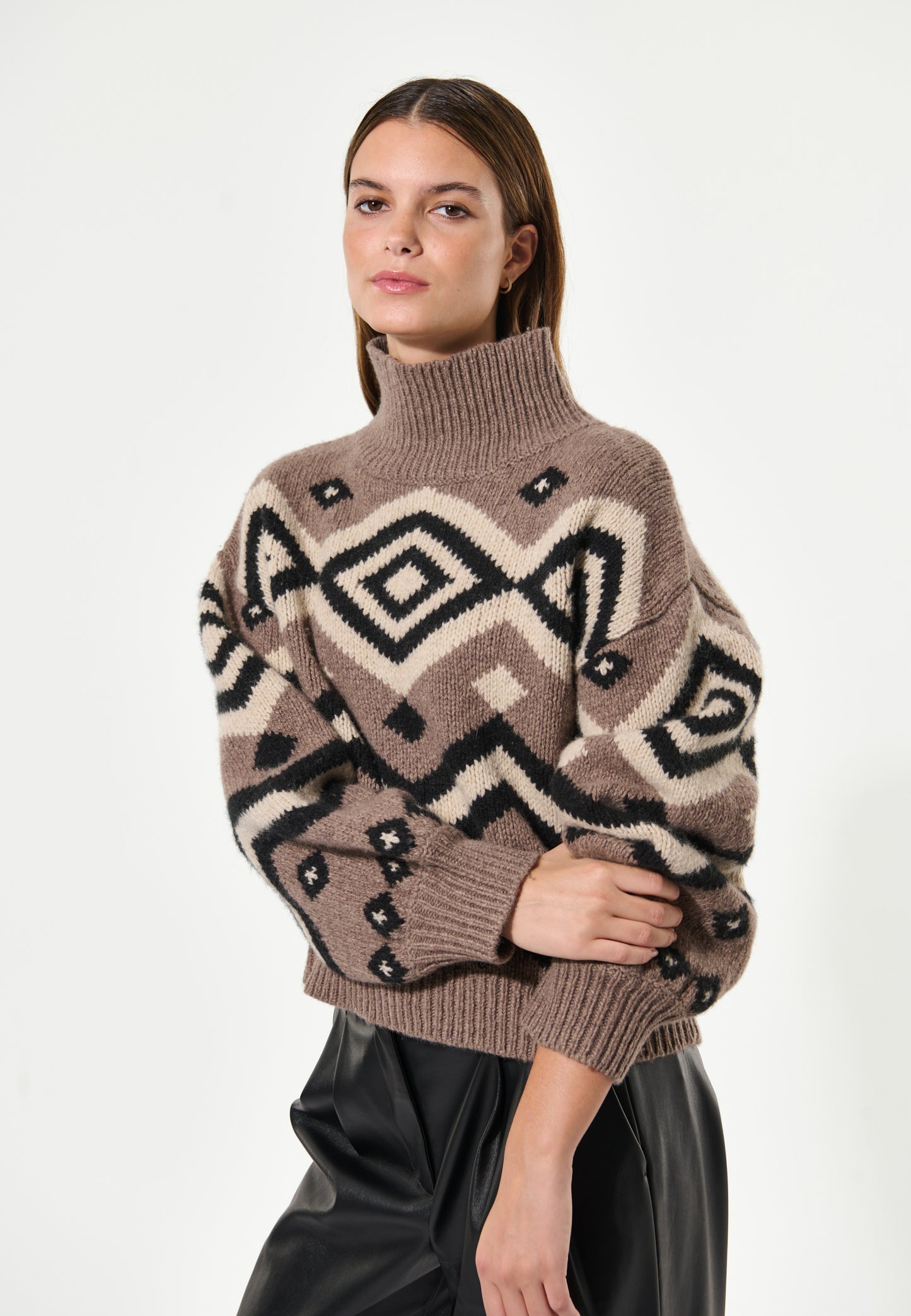 NADINEDEA - DEA KUDIBAL - FAIR ISLE CAMEL