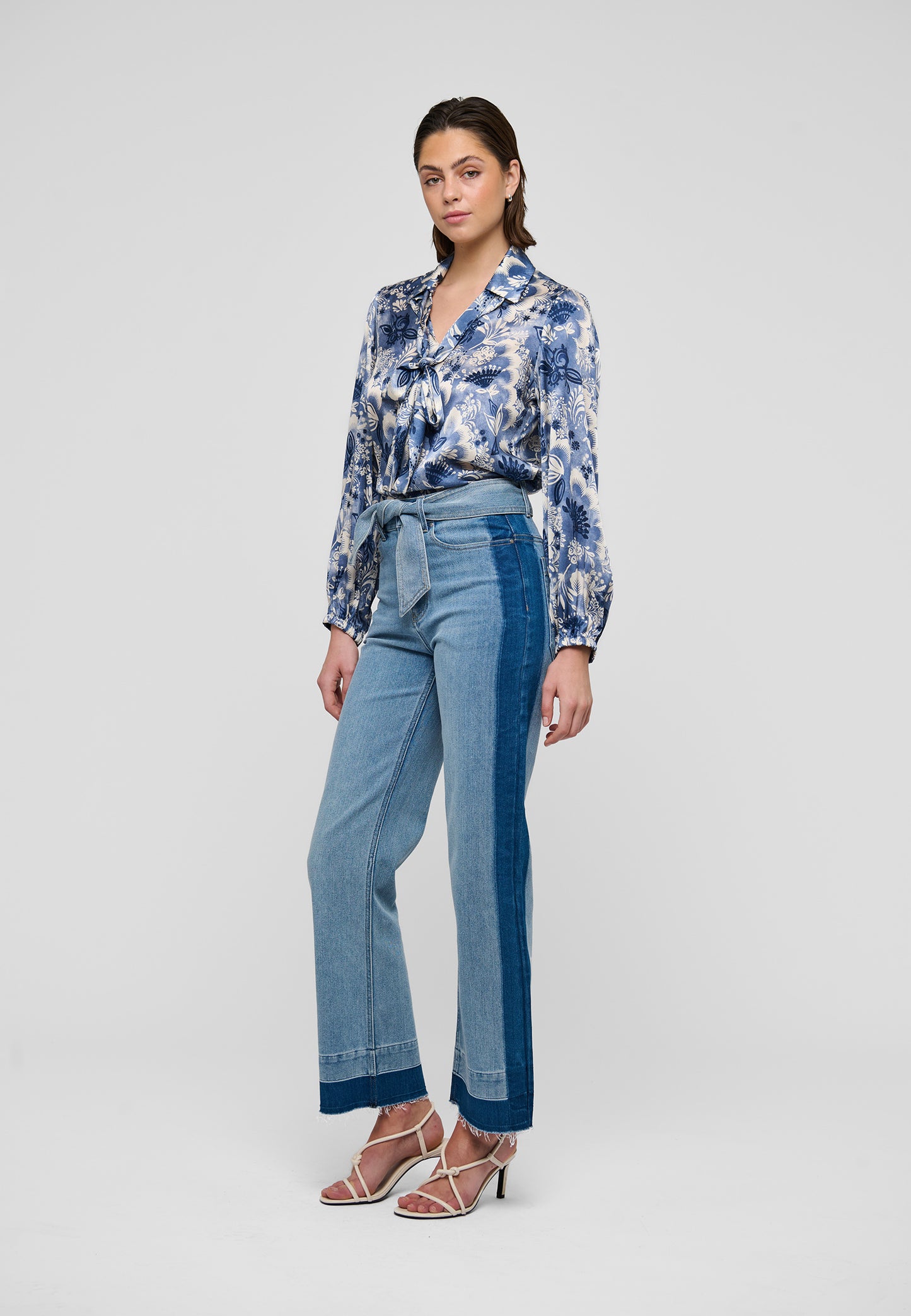 ANNABELLEDEA  - DEA KUDIBAL - EDEN SPACE