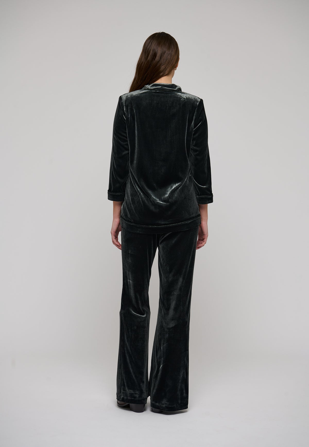 AISHADEA - DEA KUDIBAL - ARMY VELVET