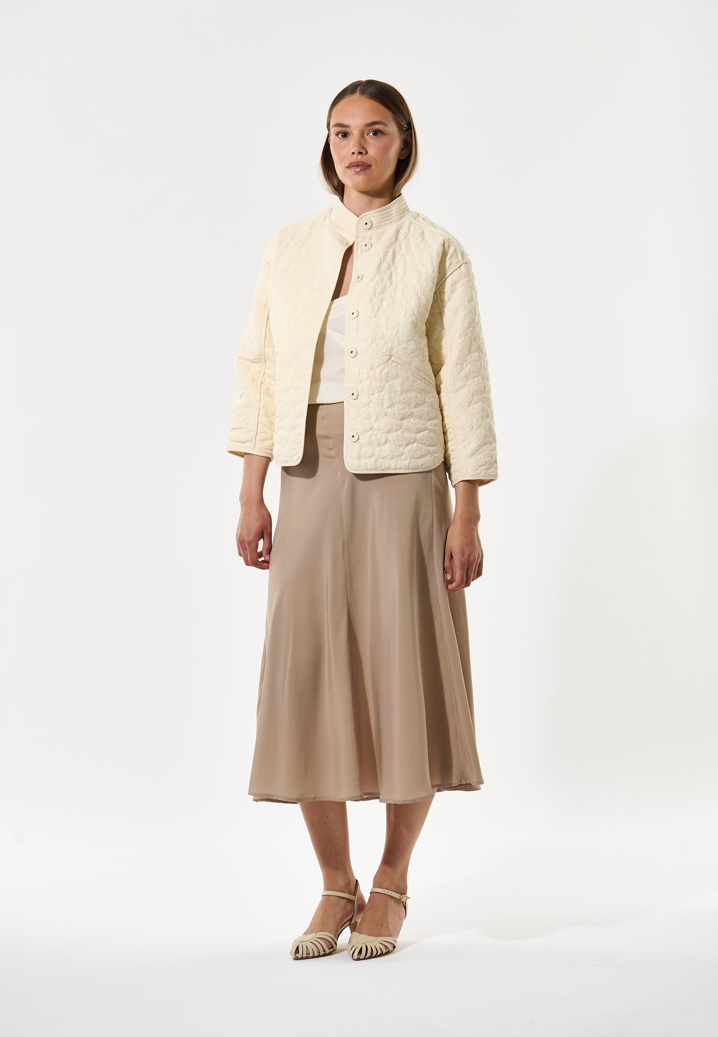 REIA - DEA KUDIBAL - FLORAL QUILT