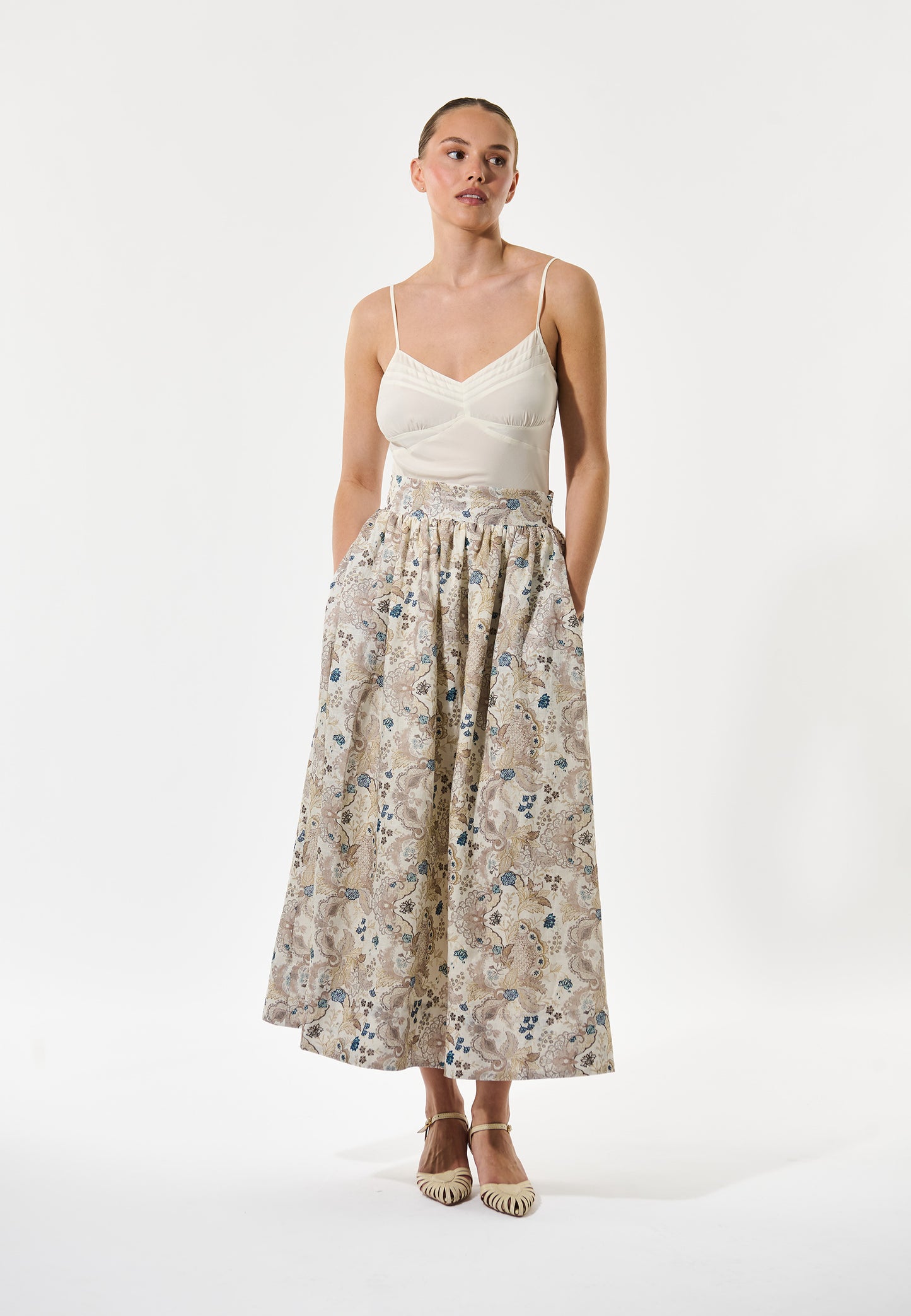 EDDADEA - DEA KUDIBAL - PETITE FLEUR