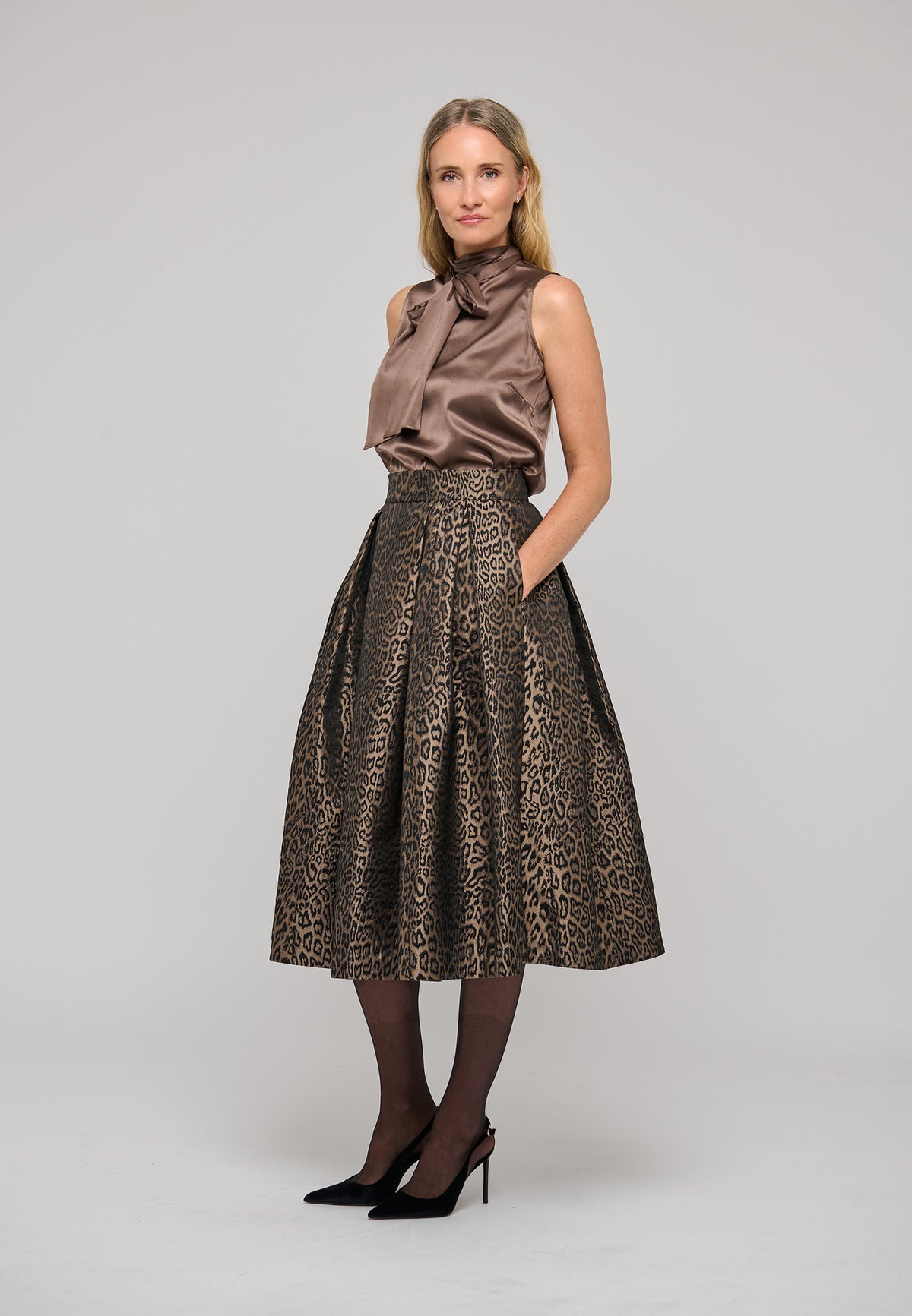 LUCIADEA-DEA KUDIBAL-WALNUT