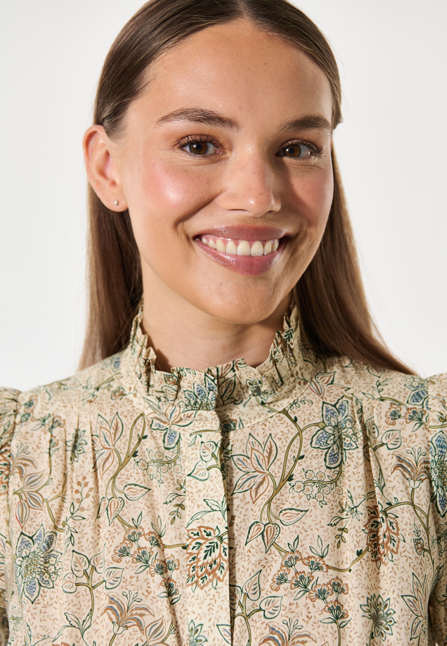 ROBERTASDEA  - DEA KUDIBAL - CINDERELLA LATTE