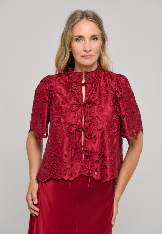 ANJADEA - DEA KUDIBAL - BRODERIE RED