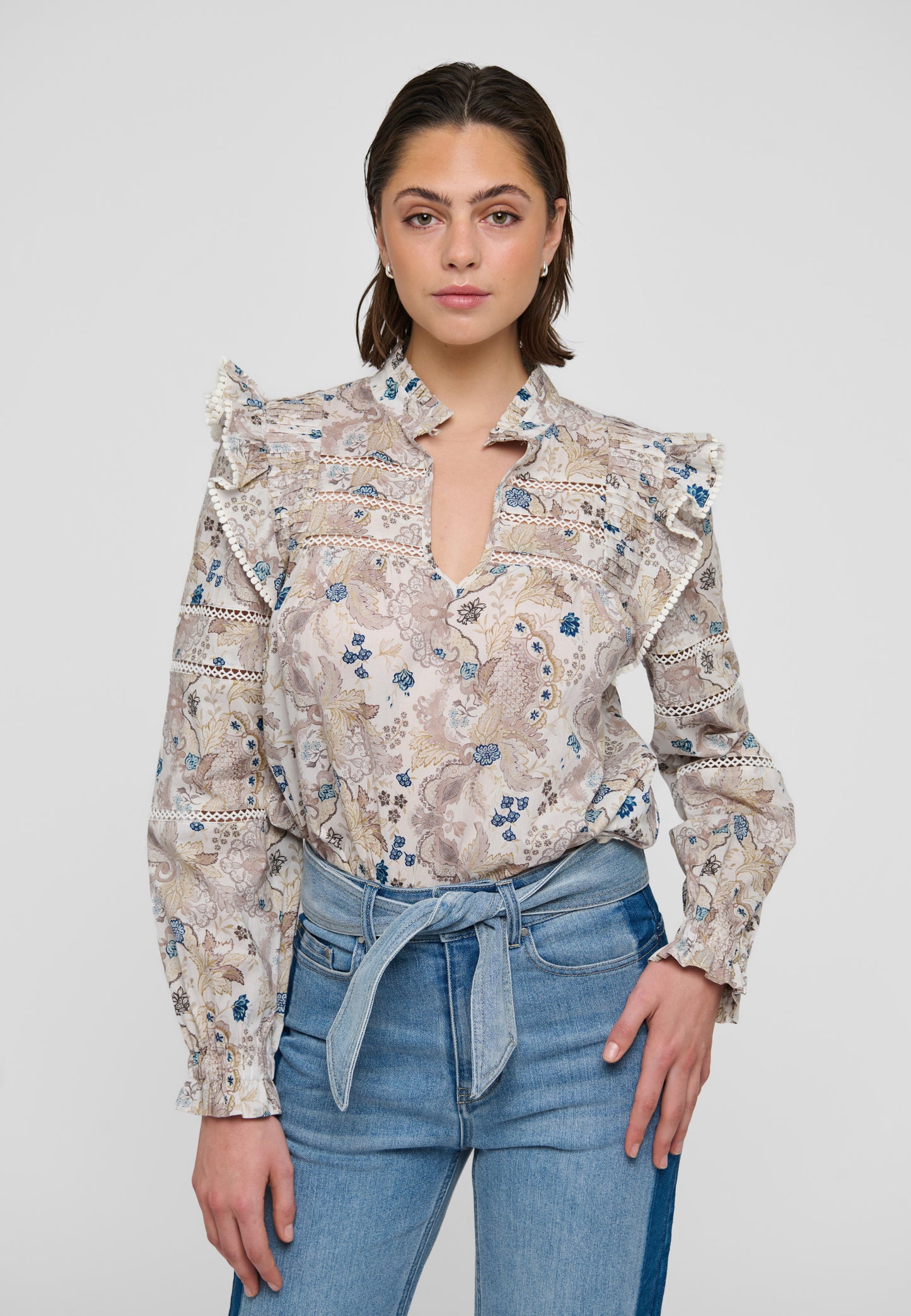 YARADEA - DEA KUDIBAL - PETIT FLEUR