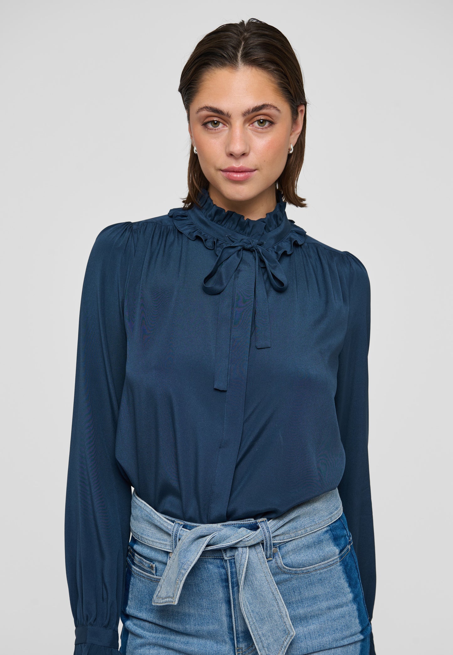 ROSITADEA  - DEA KUDIBAL - SPACE