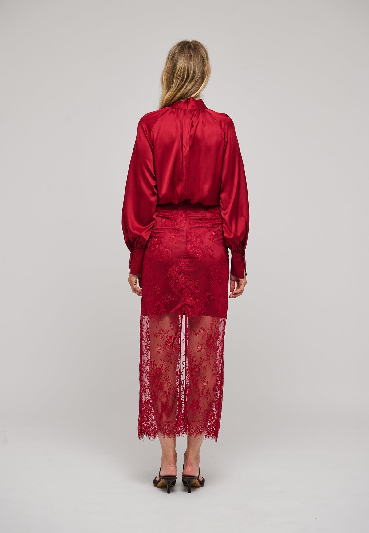 DIANADEA - DEA KUDIBAL-CRANBERRY