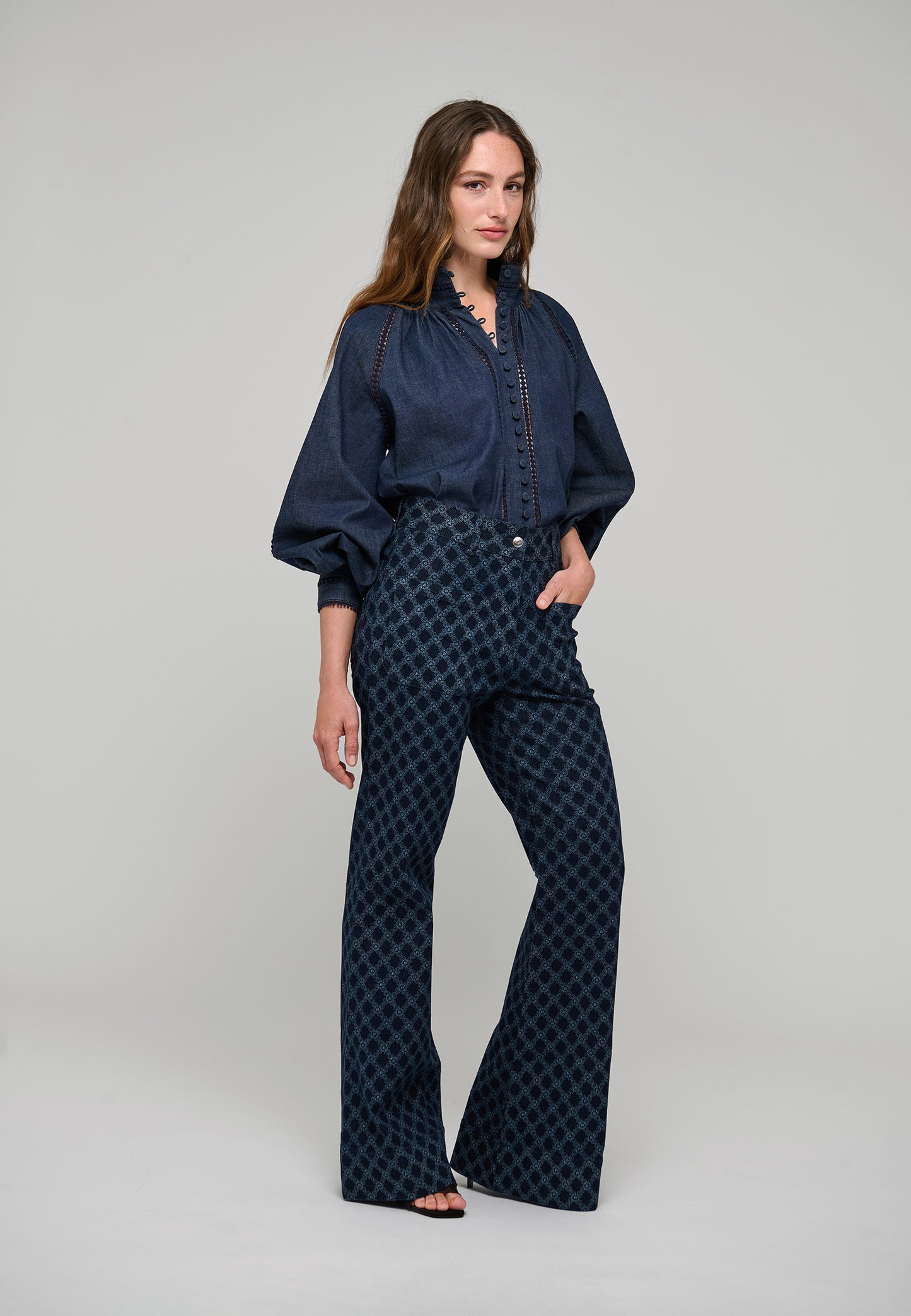 MONIADEA - DEA KUDIBAL - CHAMBRAY BLUE