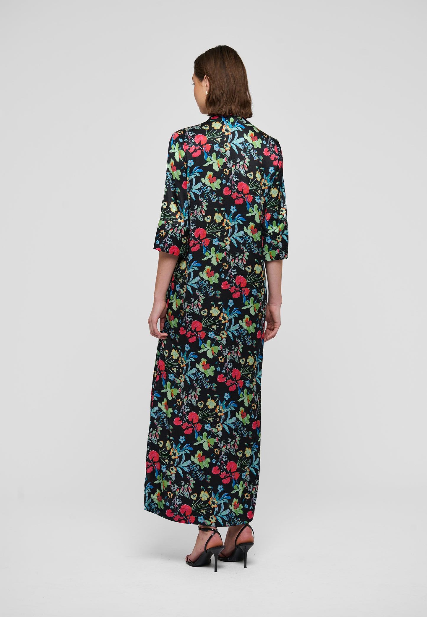 HELGADEA - DEA KUDIBAL - FLEURETTE SPACE