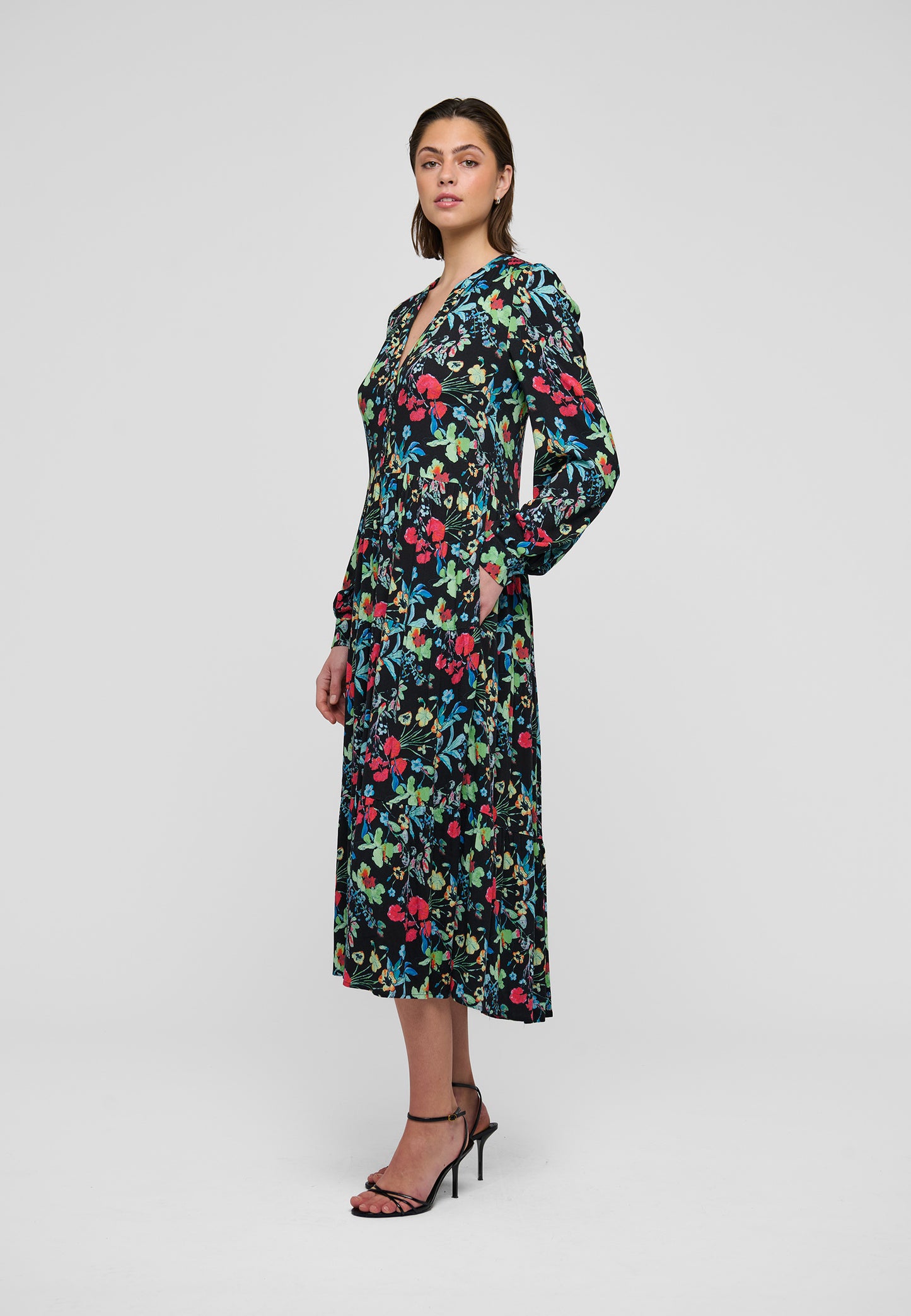 CATHRINSDEADEA - DEA KUDIBAL - FLEURETTE SPACE