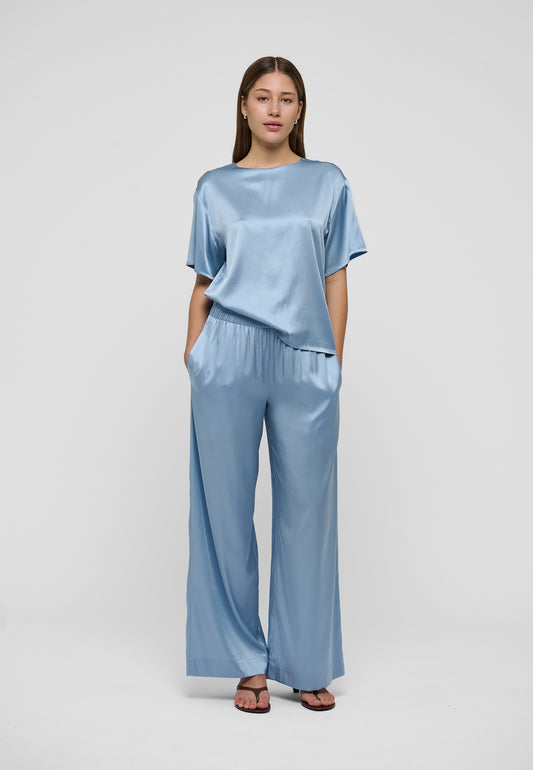 SOLANADEA - DEA KUDIBAL - SKYWAY