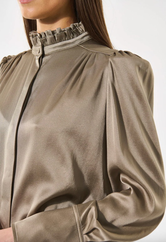 ROBERTADEA  - DEA KUDIBAL - FUNGIS